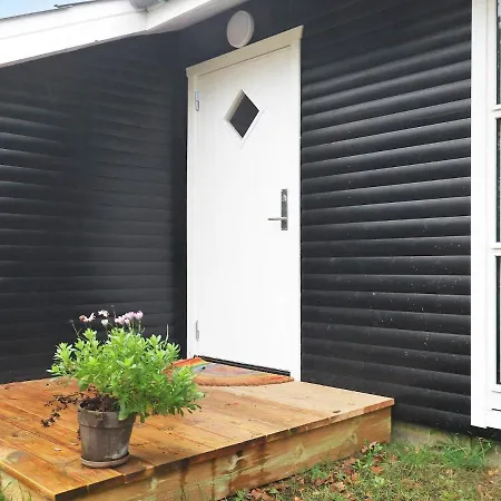 4 Person In Hals-by Traum * Халс